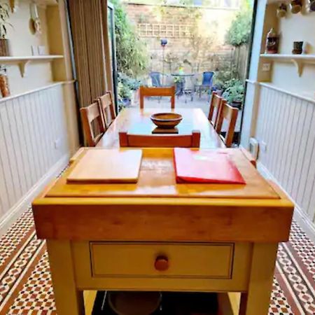 Jackdaw Cottage-Beautiful Cottage, Town Centre Wimborne Minster Luaran gambar