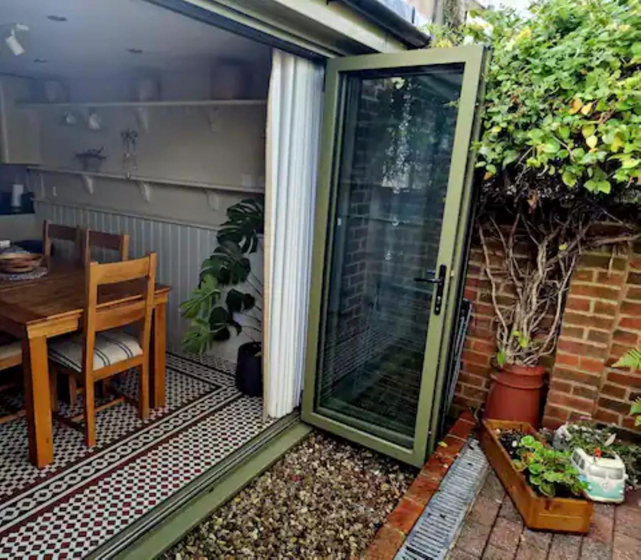 Jackdaw Cottage-Beautiful Cottage, Town Centre Wimborne Minster Luaran gambar