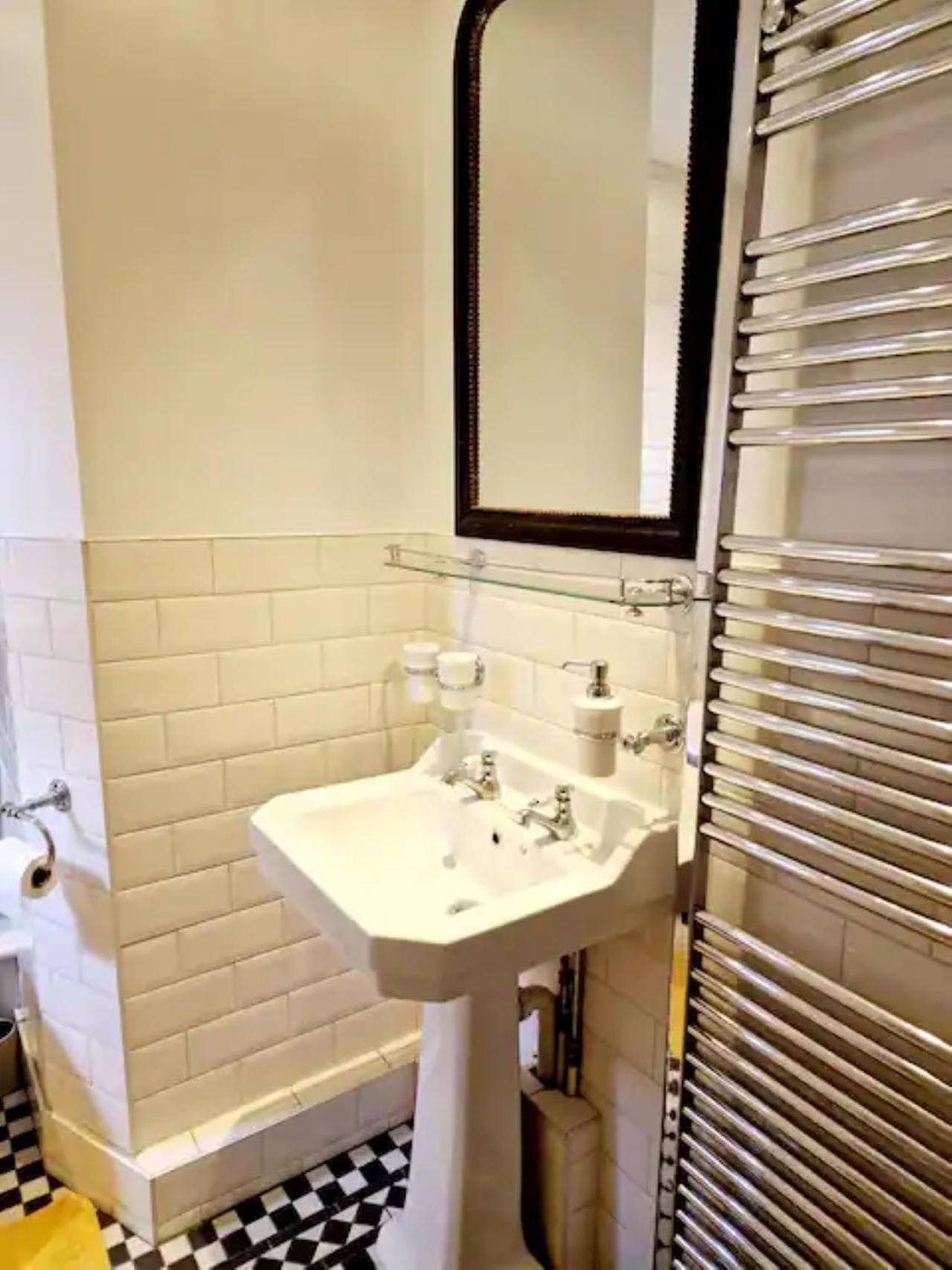 Jackdaw Cottage-Beautiful Cottage, Town Centre Wimborne Minster Luaran gambar