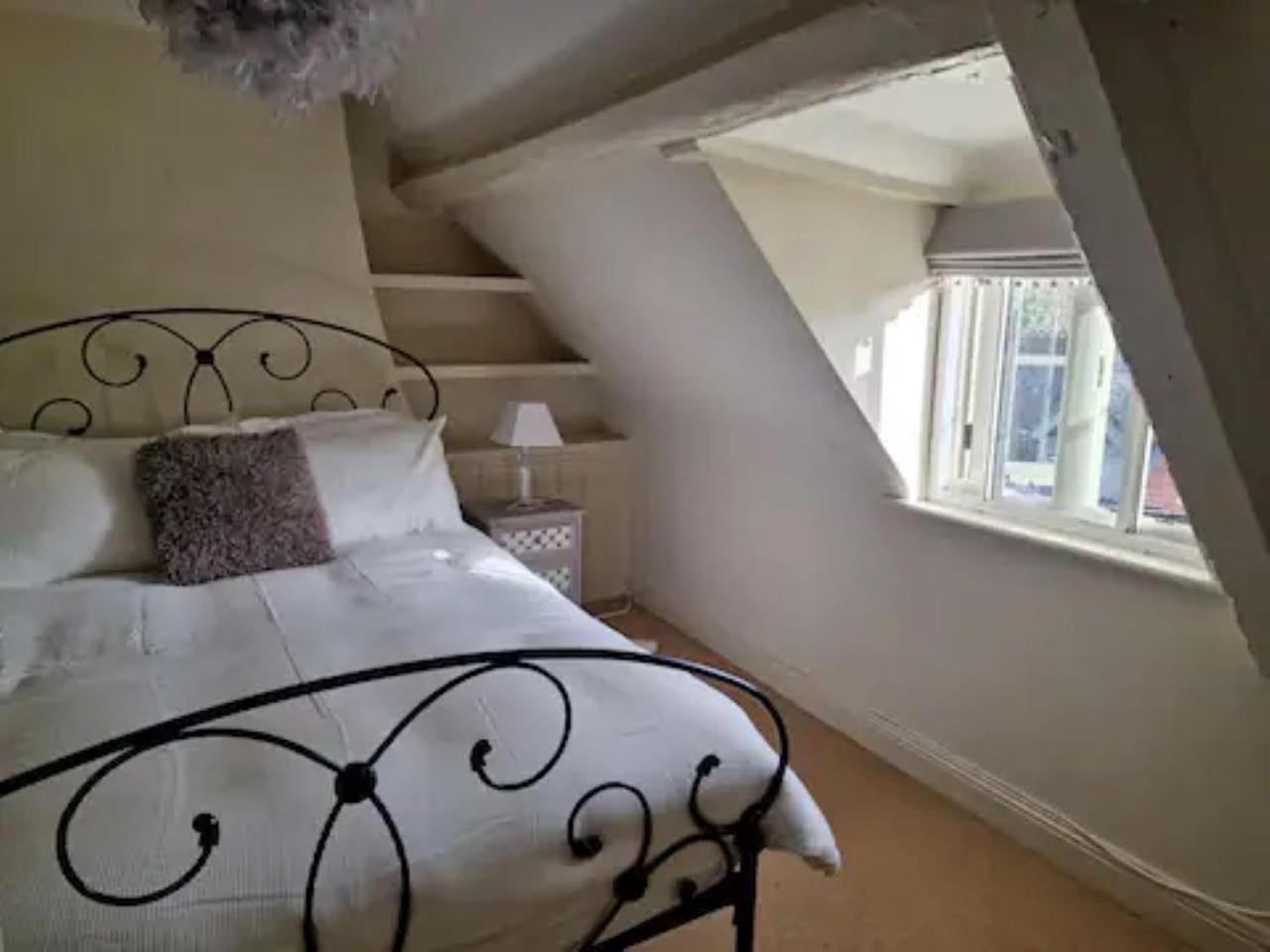 Jackdaw Cottage-Beautiful Cottage, Town Centre Wimborne Minster Luaran gambar